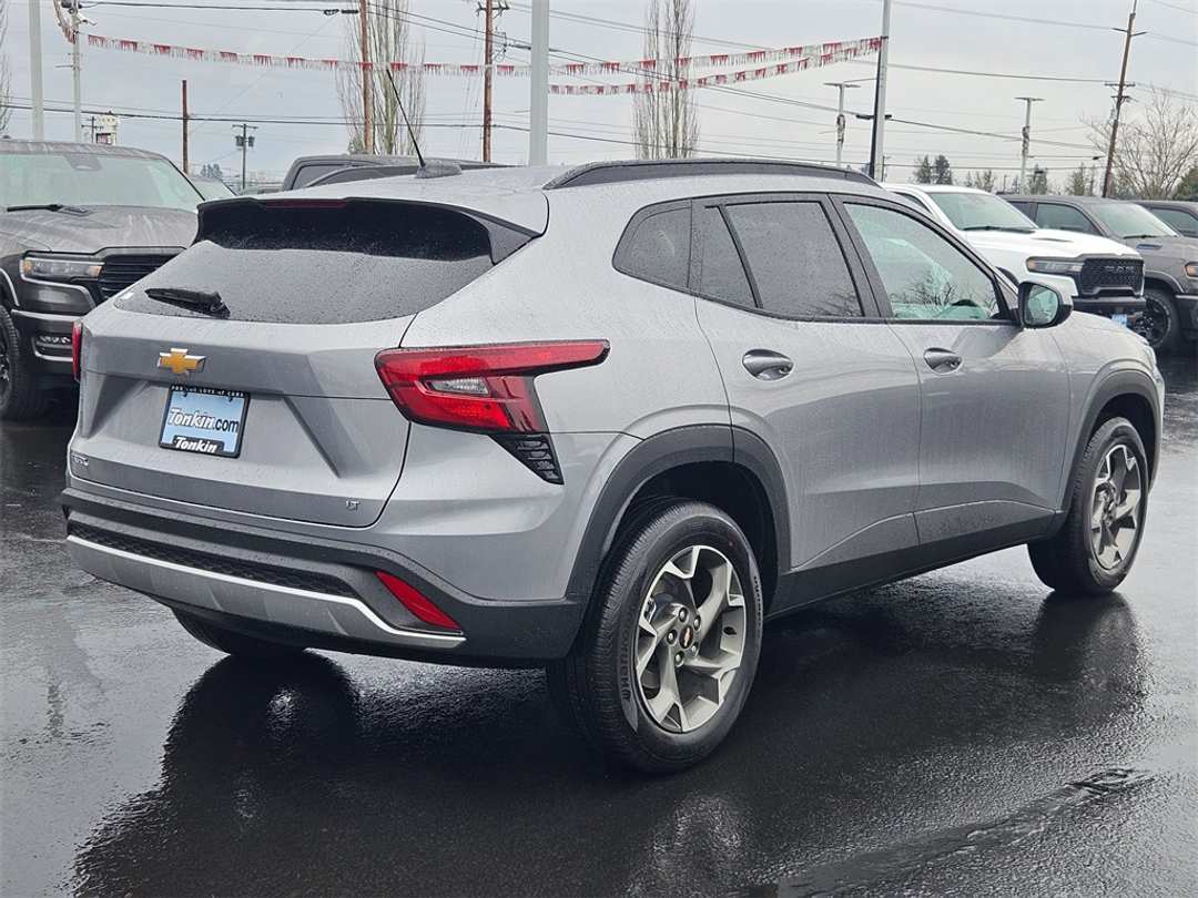 2026 Chevrolet Trax LT - Image 6