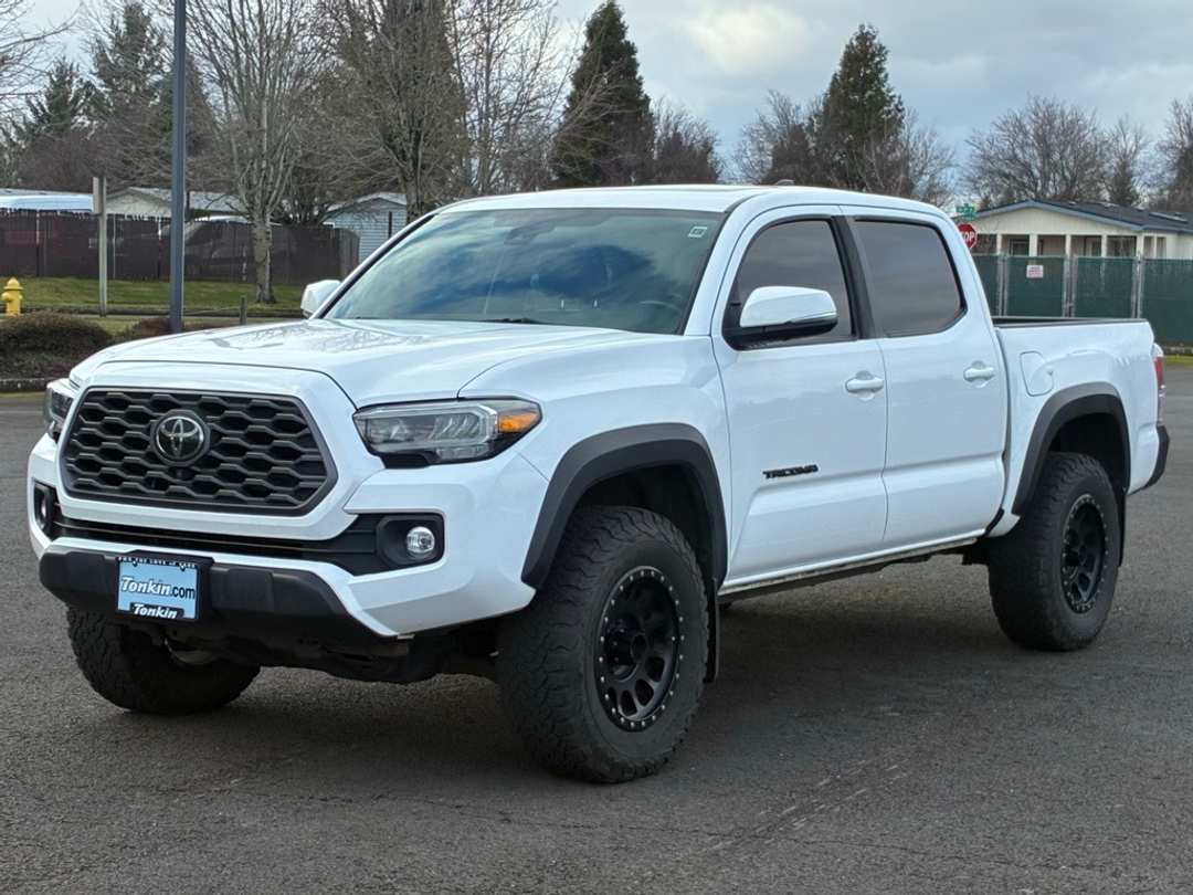 2020 Toyota Tacoma TRD OffRoad - Image 3