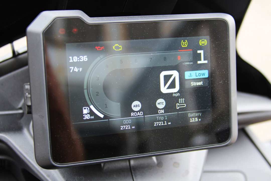 2024 KTM 890 Smt - Image 12