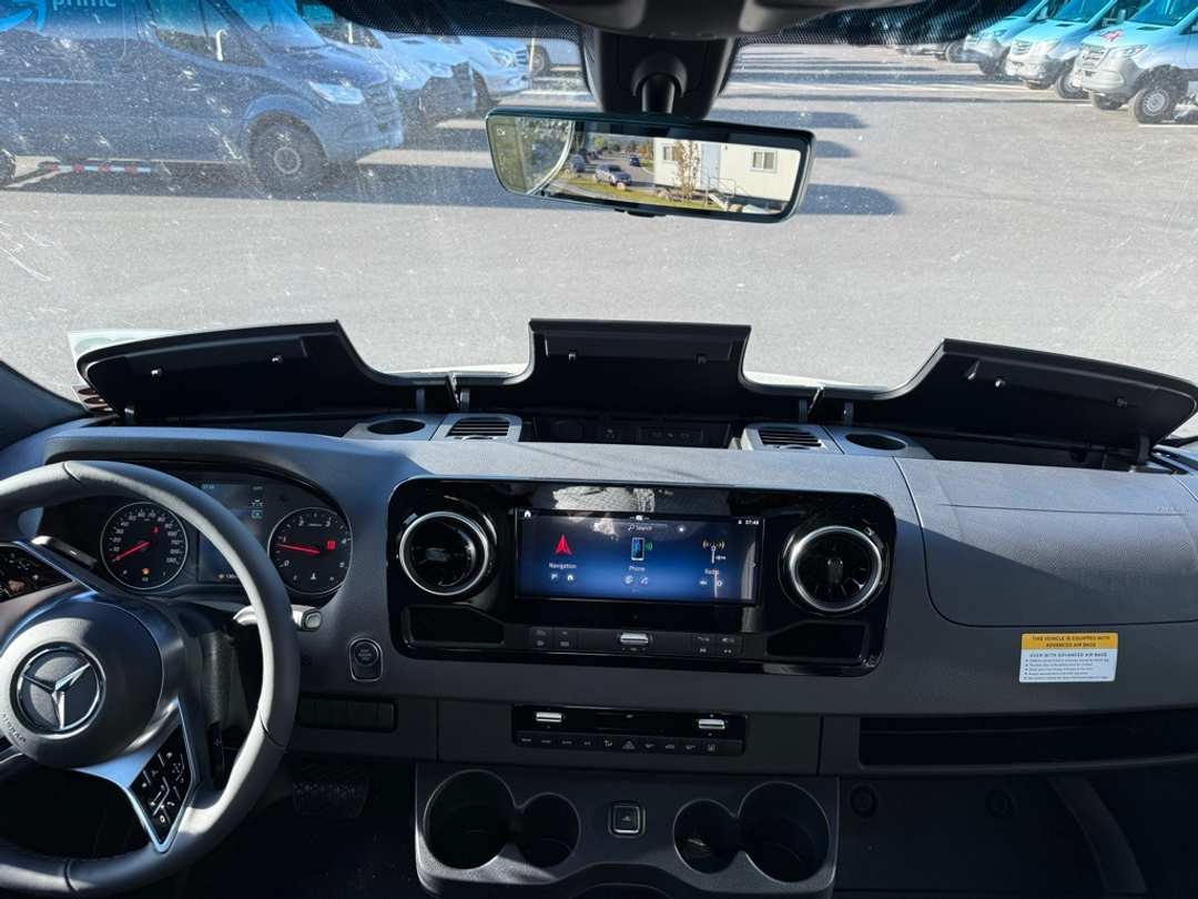 2025 Mercedes-Benz Sprinter 2500 Passenger 144 WB - Image 25