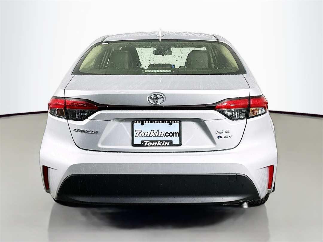 2026 Toyota Corolla XLE - Image 6