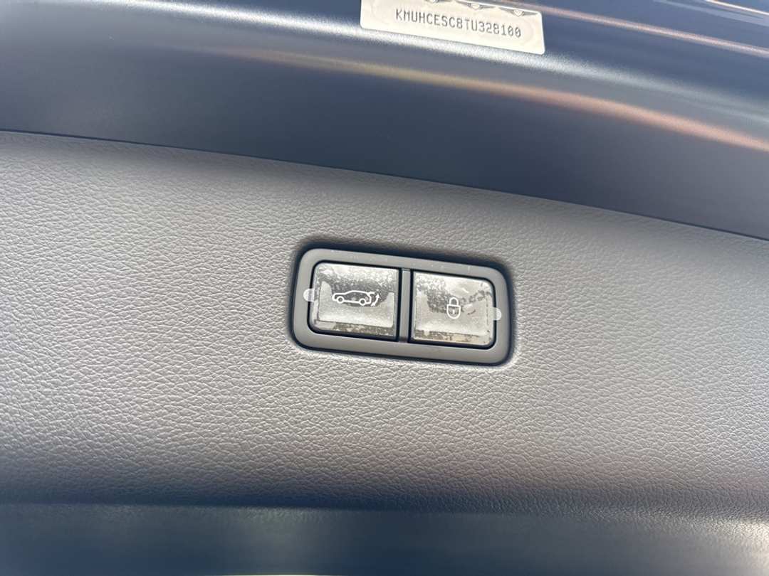 2026 Genesis Gv80 3.5T Prestige - Image 13