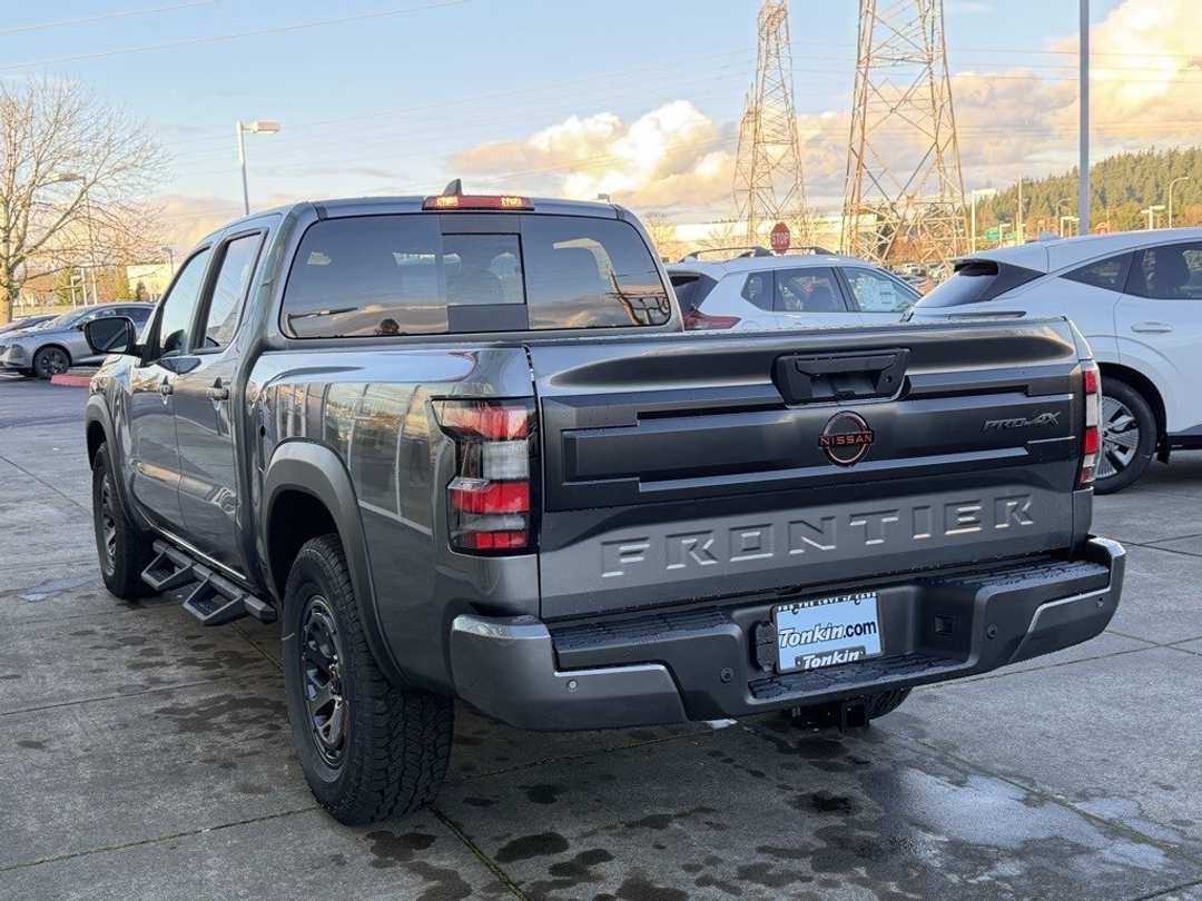 2026 Nissan Frontier PRO4X - Image 5