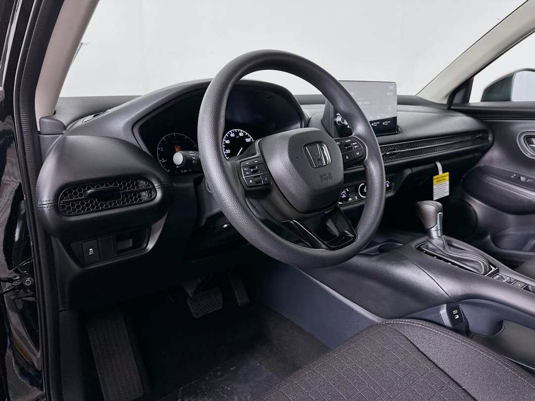 2026 Honda HR-V LX - Image 9