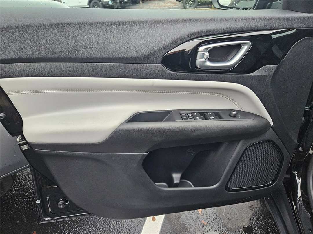 2026 Jeep Compass Limited - Image 10