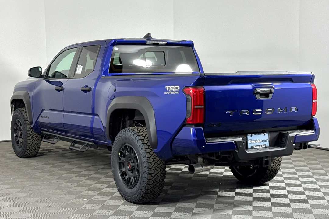 Toyota Tacoma - Image 5