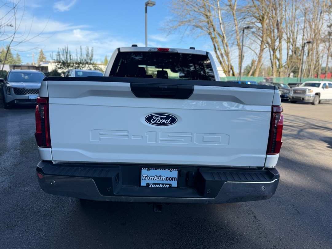 2025 Ford F-150 XLT - Image 11