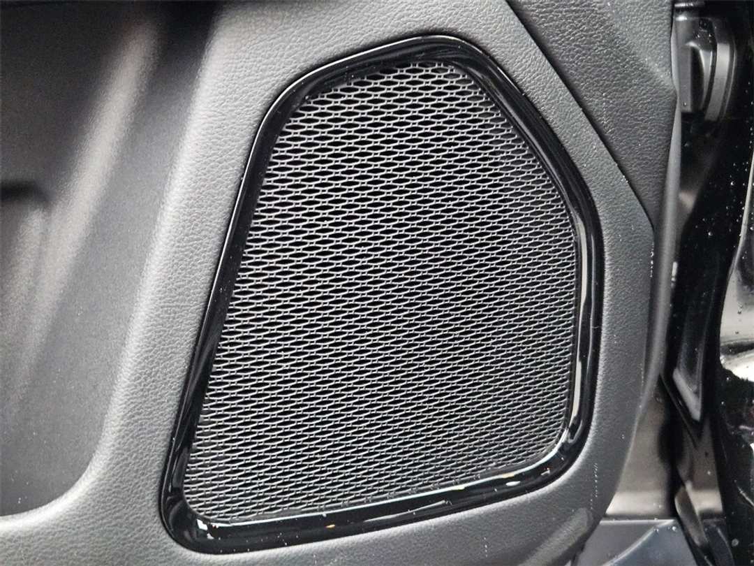 2026 Jeep Compass Trailhawk - Image 12