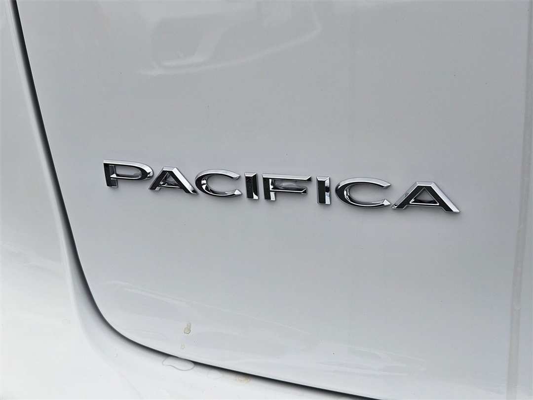 2026 Chrysler Pacifica Select - Image 34