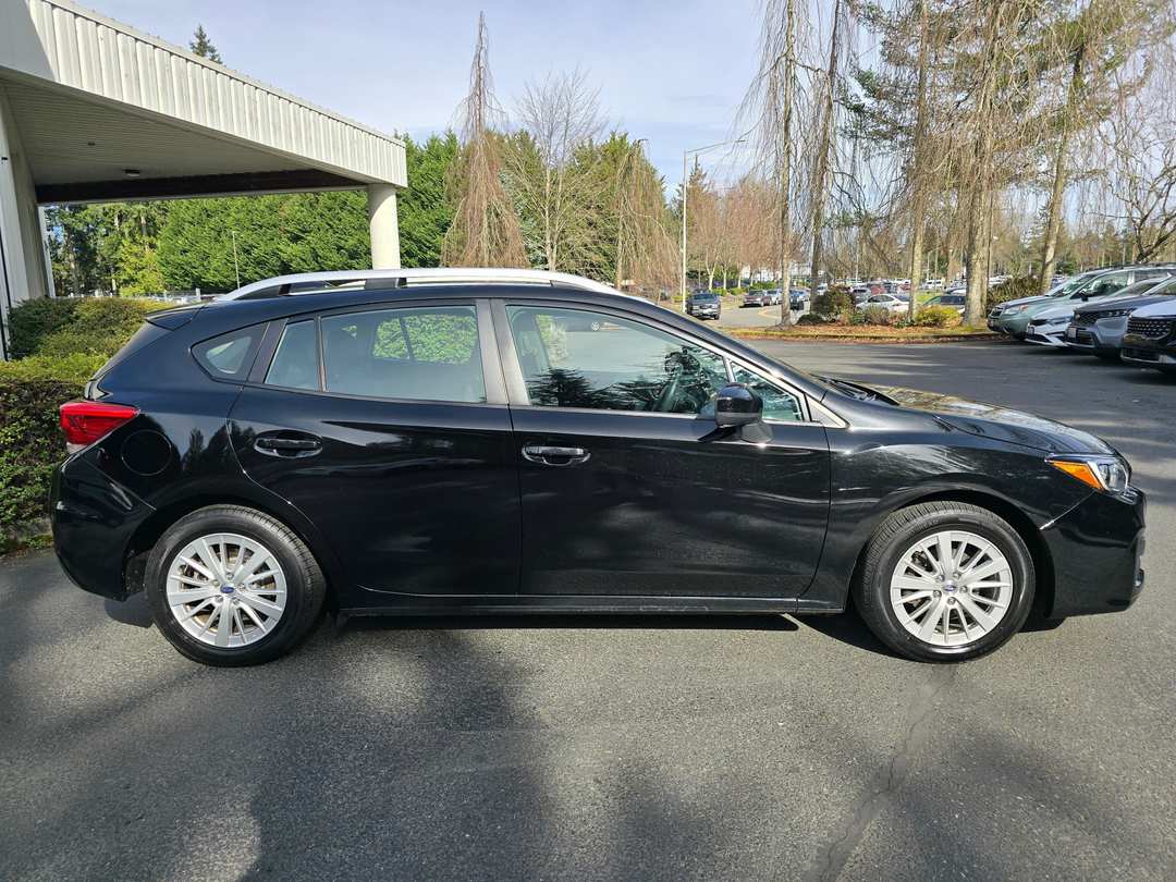 2018 Subaru Impreza 2.0i Premium - Image 3