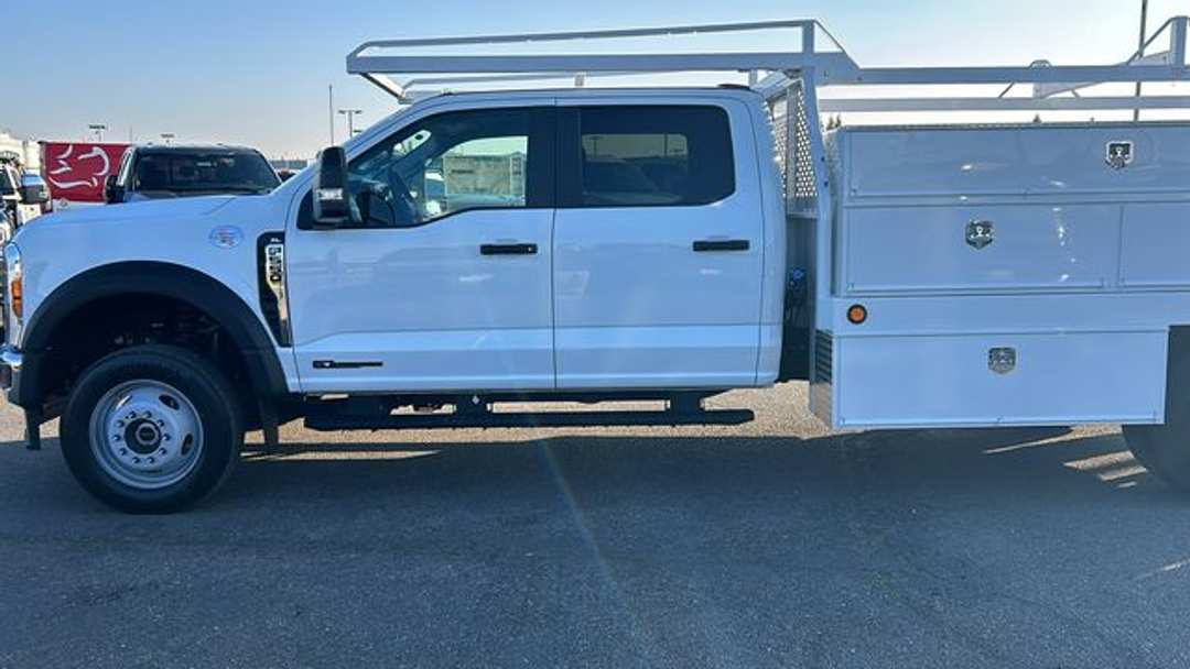 2026 Ford F-550Sd XL - Image 2