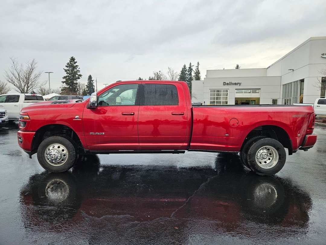 2026 Ram 3500 Laramie - Image 3