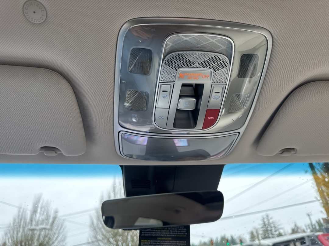 2026 Genesis Gv70 2.5T Advanced - Image 32