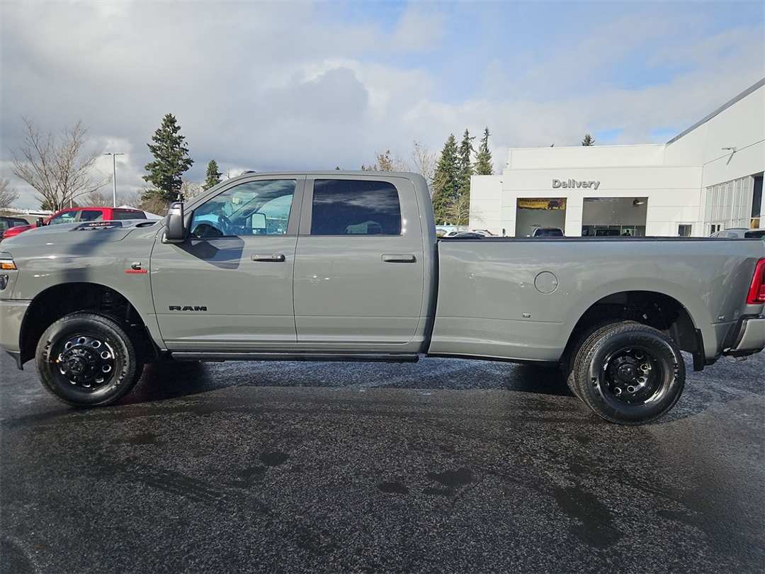 2026 Ram 3500 Laramie - Image 3