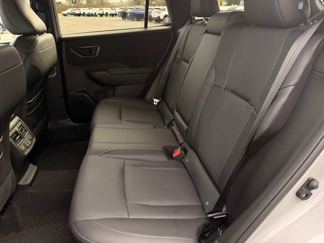 2026 Subaru Outback Limited - Image 19