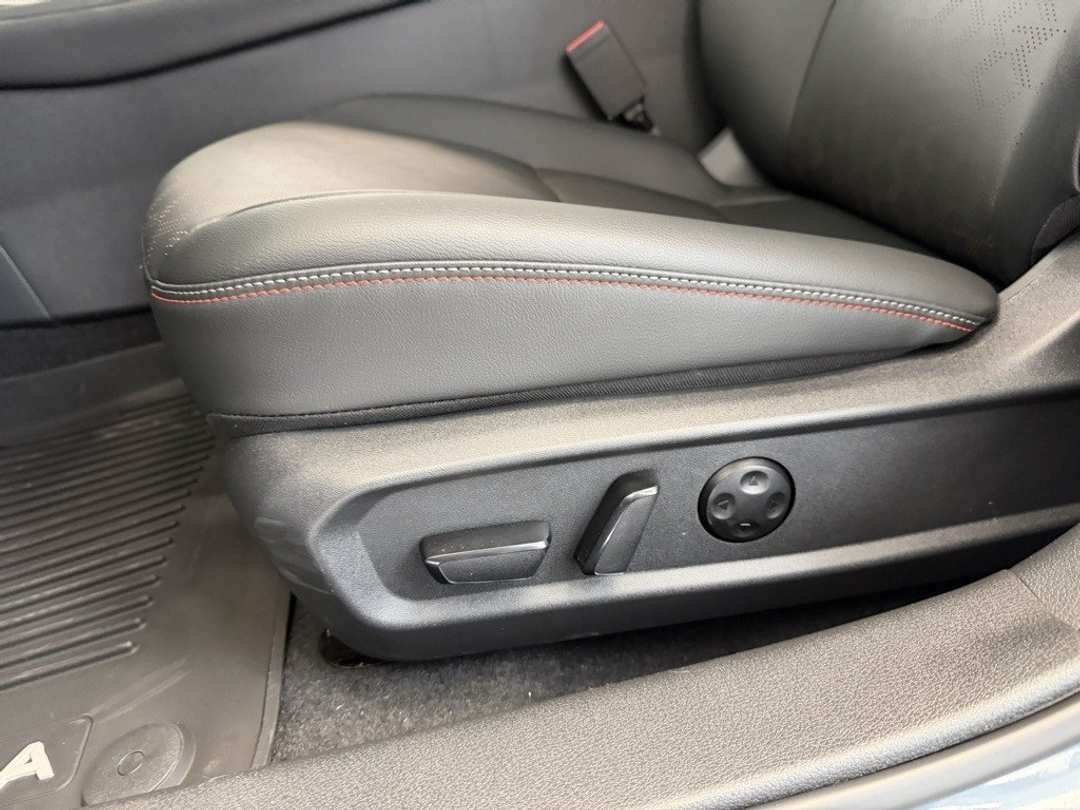 2026 Nissan Sentra SR - Image 14