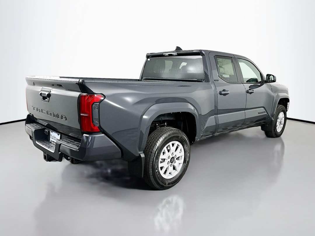 2026 Toyota Tacoma SR5 - Image 7