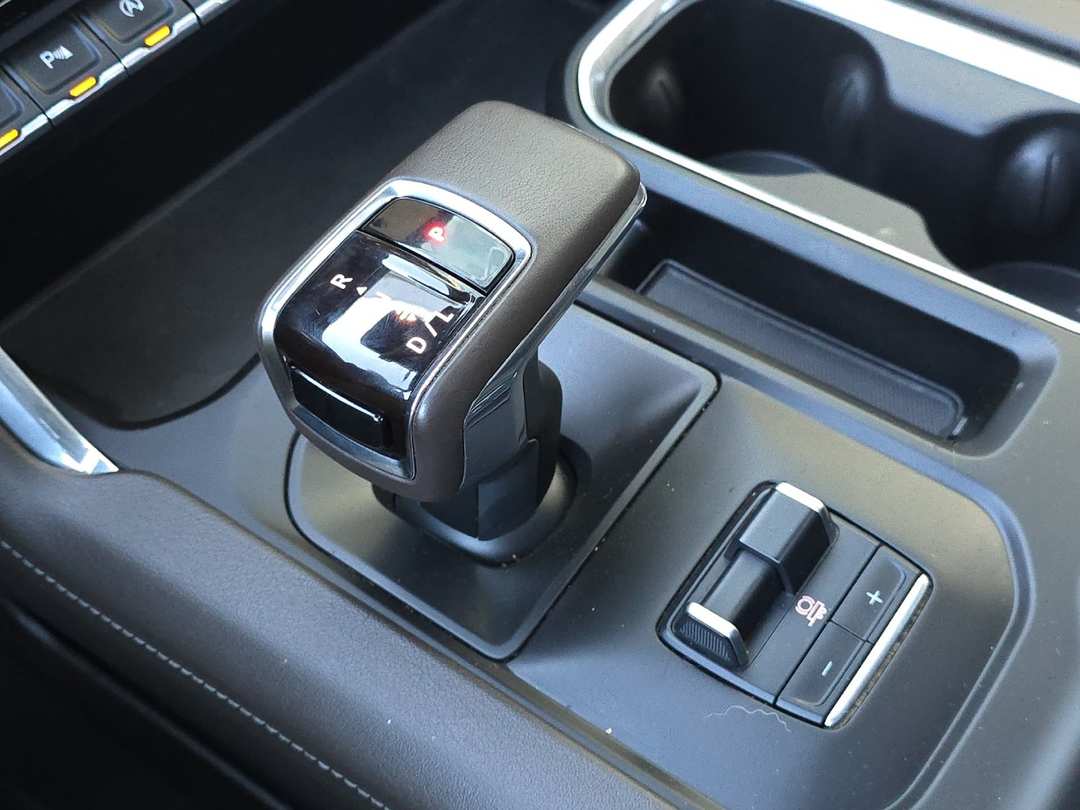 2022 GMC Sierra 1500 Denali - Image 20