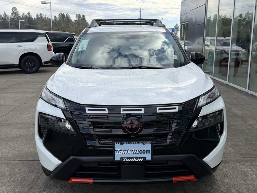 2026 Nissan Rogue Rock Creek - Image 3