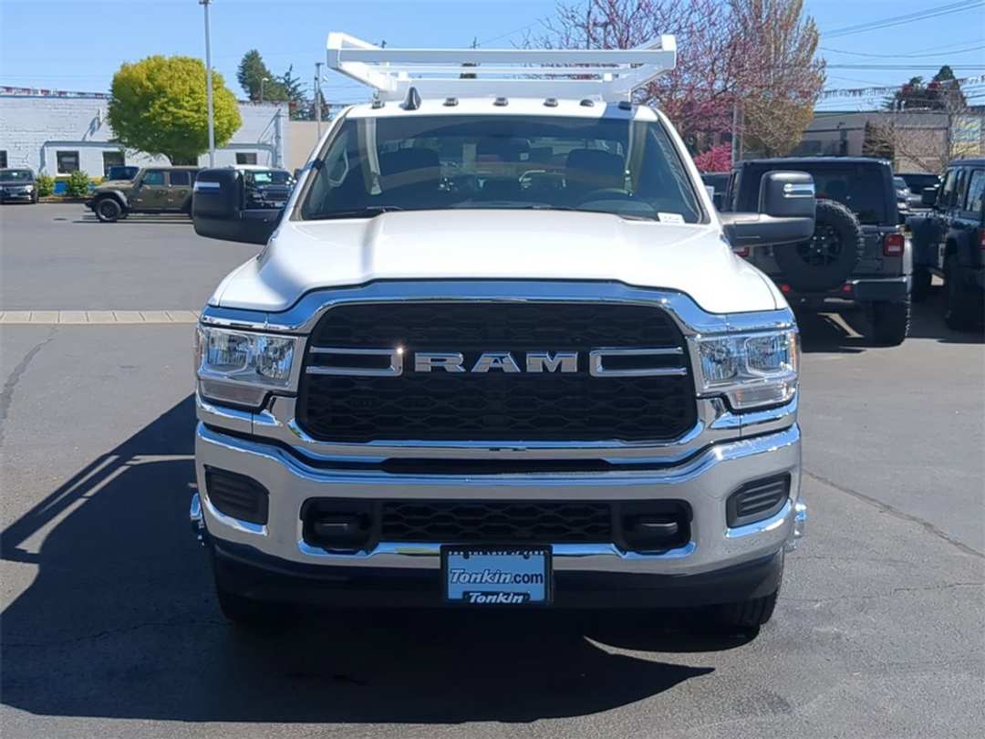 2024 Ram 3500HD Tradesman - Image 8