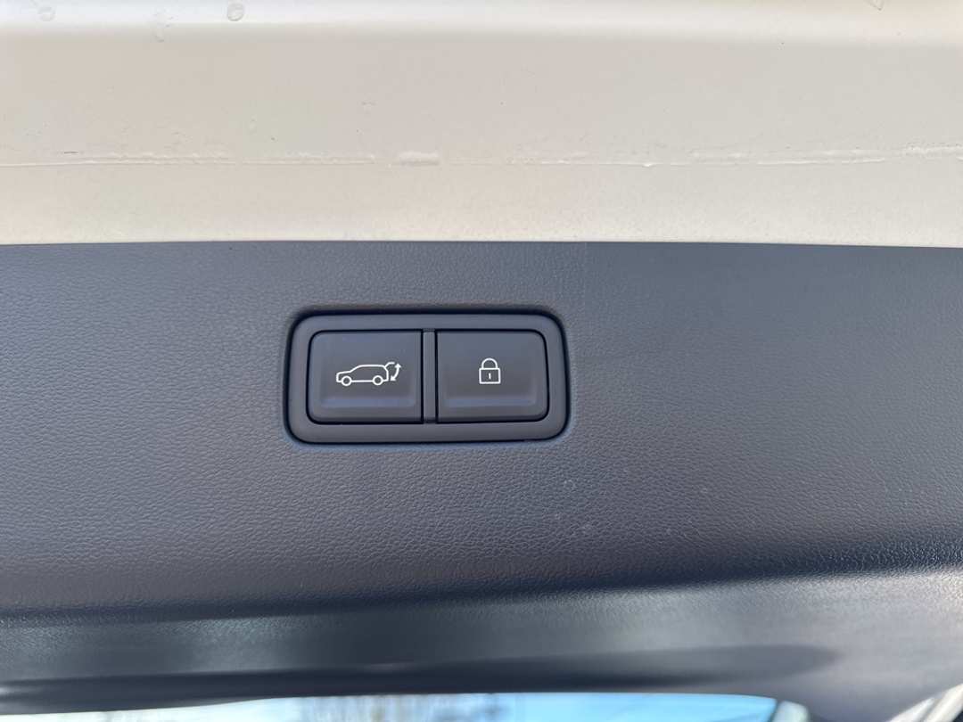 2026 Hyundai Ioniq 9 SEL - Image 49