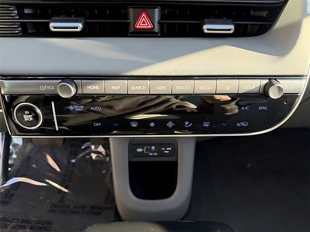 2026 Hyundai Ioniq 5 SEL - Image 22