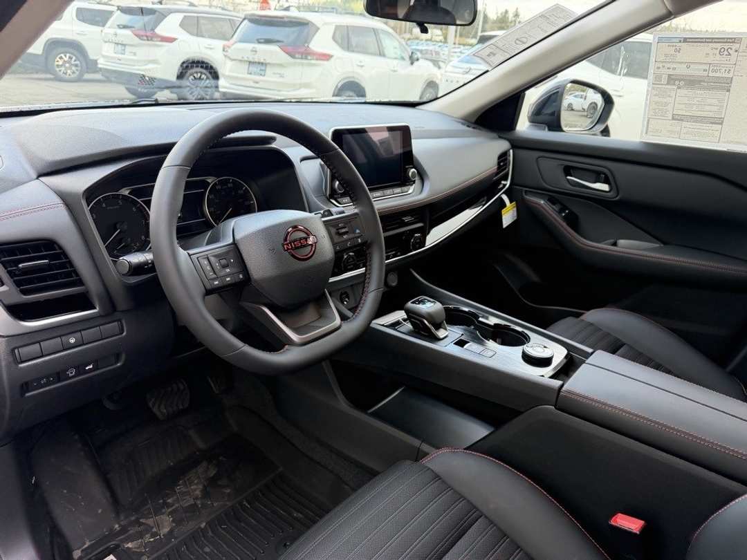 2026 Nissan Rogue Rock Creek - Image 15