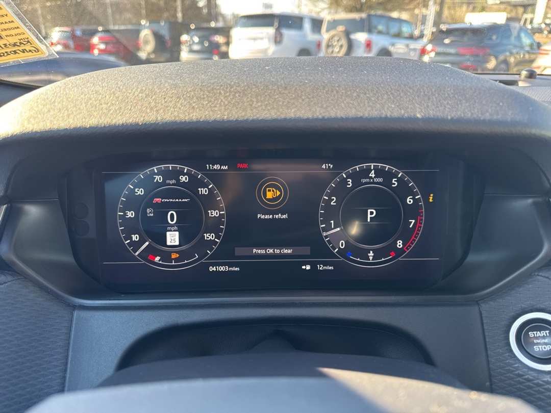 2019 Land Rover Range Rover Velar SE RDynamic - Image 23