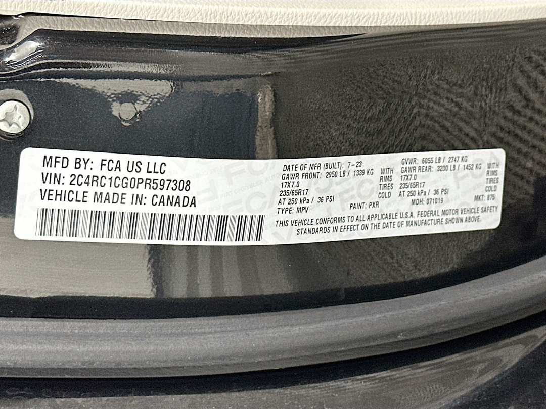 2023 Chrysler Voyager LX - Image 32