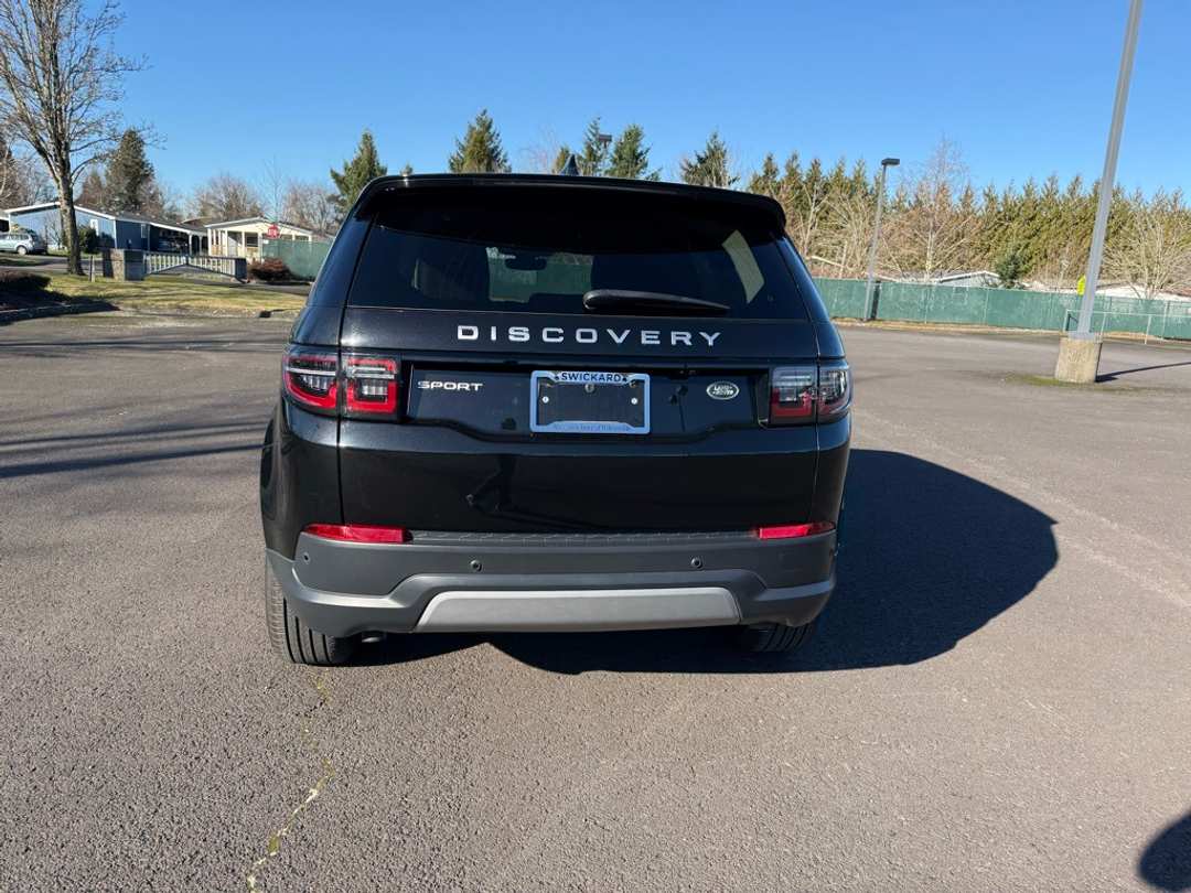2023 Land Rover Discovery Sport SE - Image 6