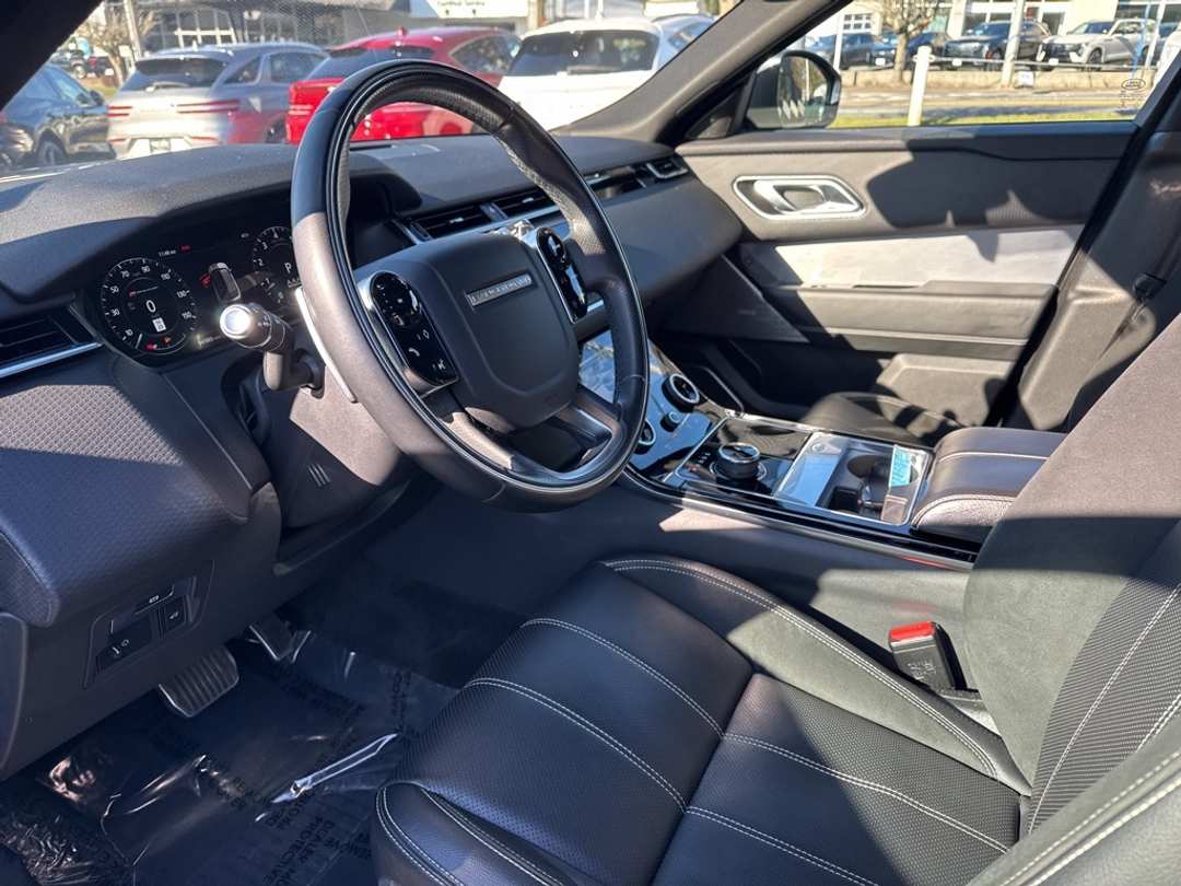 2019 Land Rover Range Rover Velar SE RDynamic - Image 21