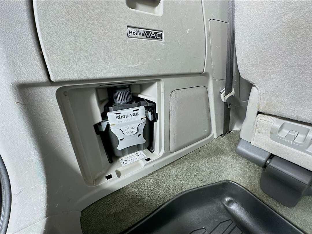 2017 Honda Odyssey SE - Image 34