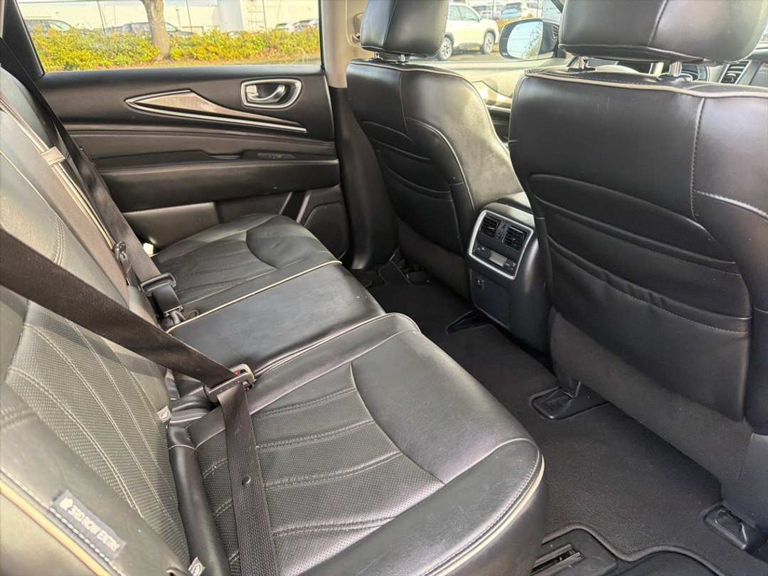 2018 INFINITI Qx60 Base - Image 23