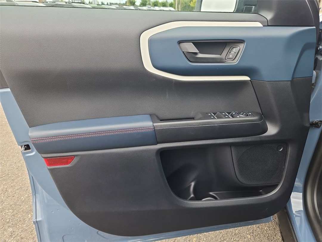 2025 Ford Bronco Sport Heritage - Image 9