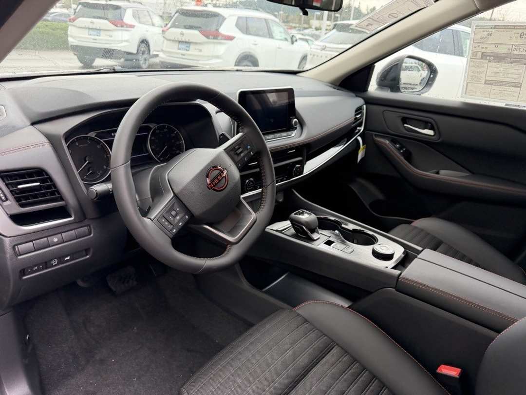 2026 Nissan Rogue Rock Creek - Image 15