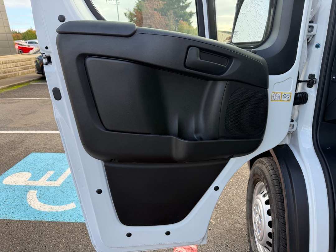 2026 Ram Promaster 1500 Low Roof - Image 12