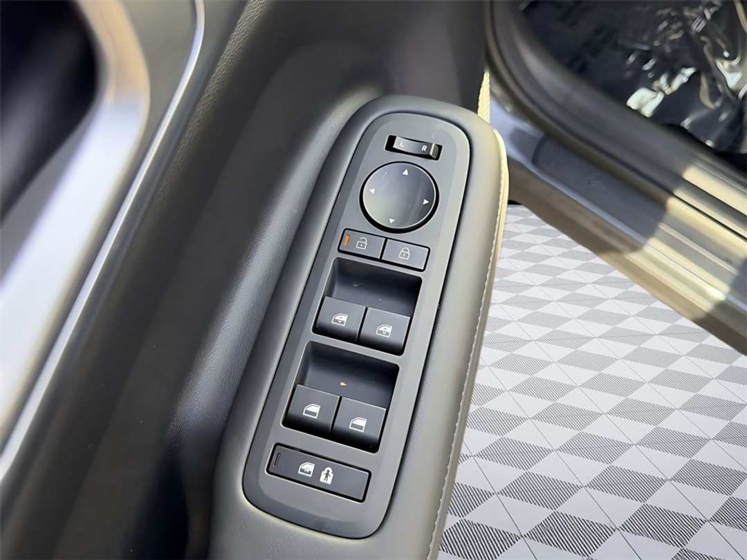 2026 Hyundai Santa Fe SEL - Image 12