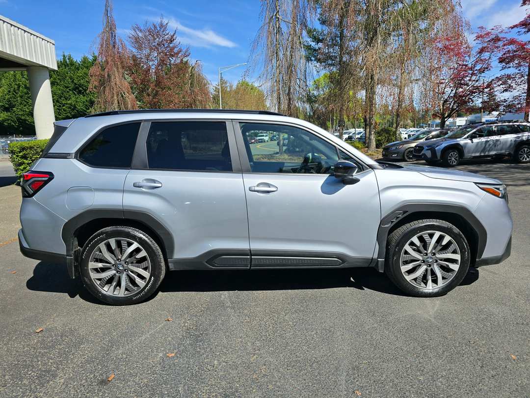 2025 Subaru Forester Touring - Image 3