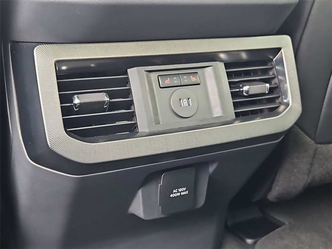 2026 Ford F-250Sd Platinum - Image 25