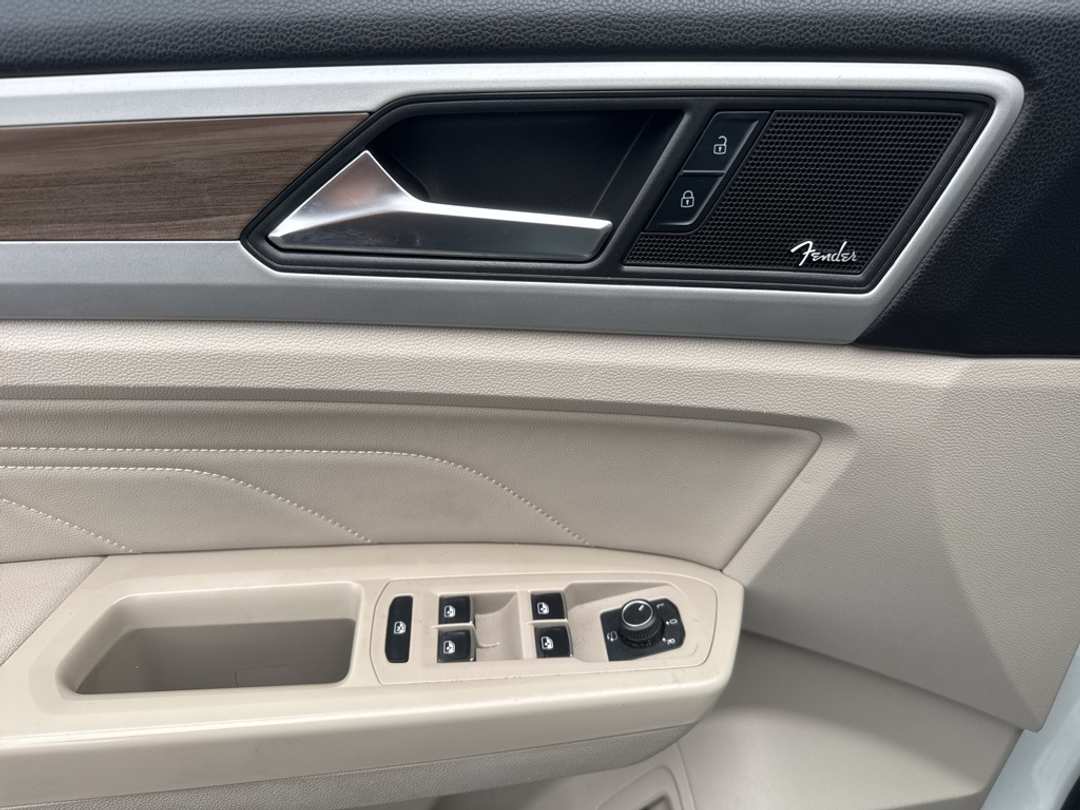 2021 Volkswagen Atlas SEL Premium - Image 12