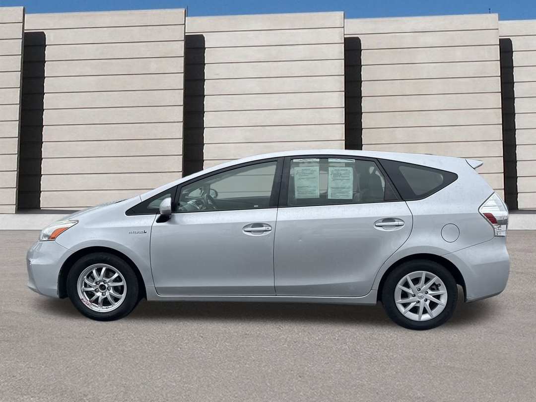 2012 Toyota Prius V - Image 2
