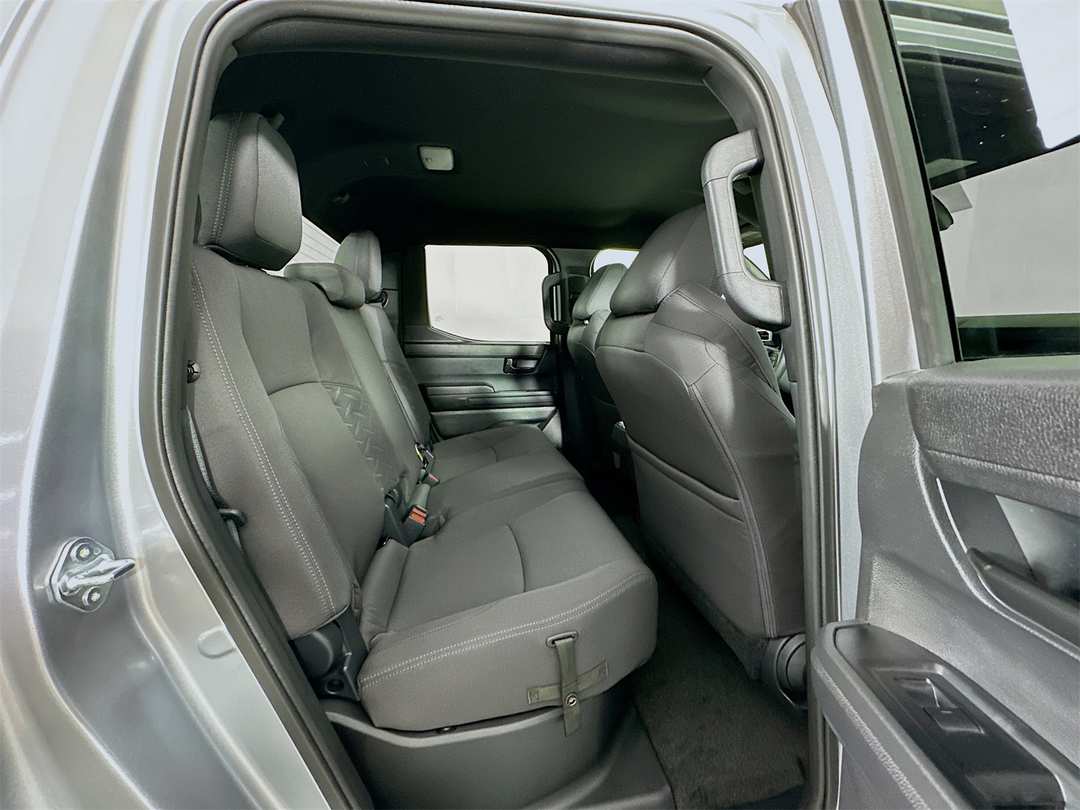 2025 Toyota Tacoma SR5 - Image 25