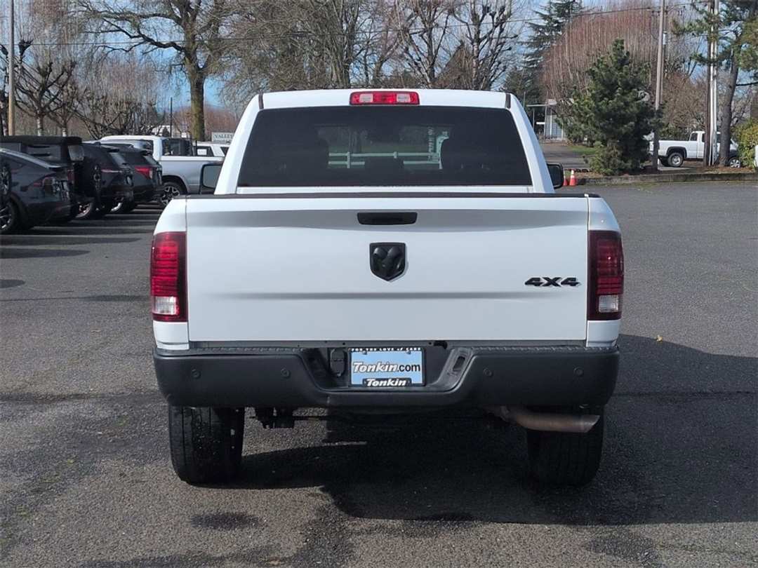 2022 Ram 1500 Classic Warlock - Image 4