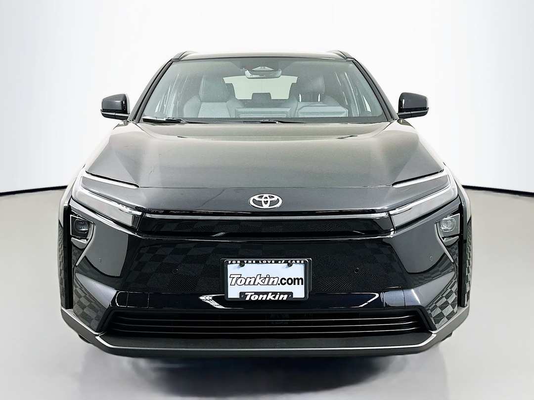 2026 Toyota Bz XLE Plus - Image 2