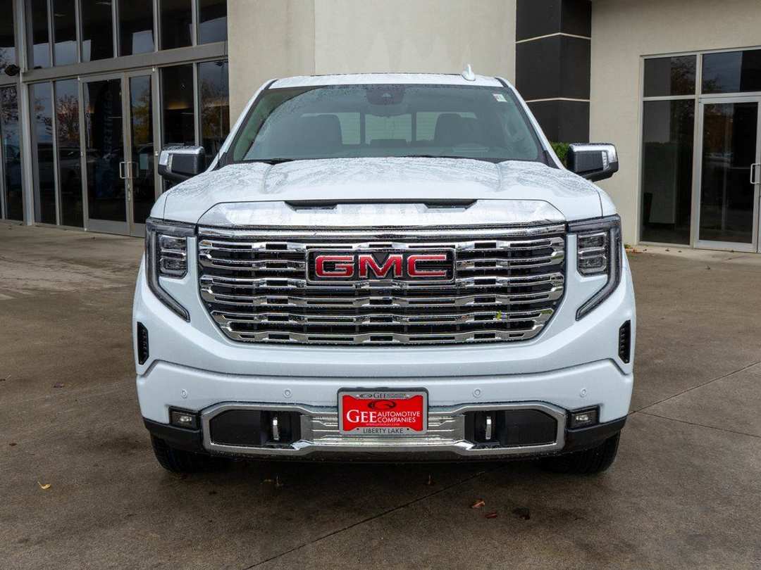 2026 GMC Sierra 1500 Denali - Image 2