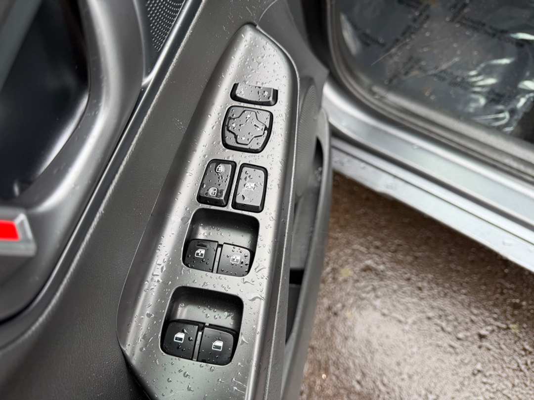 2019 Hyundai Kona Iron Man - Image 13