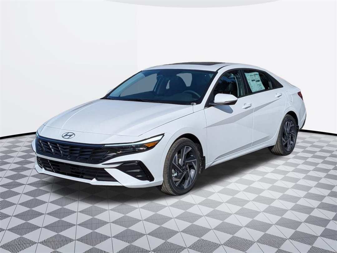 2026 Hyundai Elantra Limited - Image 2