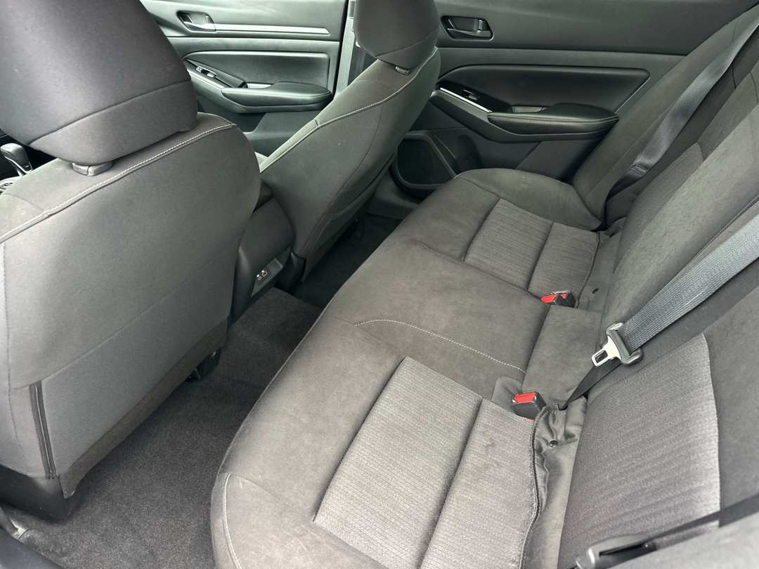 2023 Nissan Altima 2.5 SV - Image 11