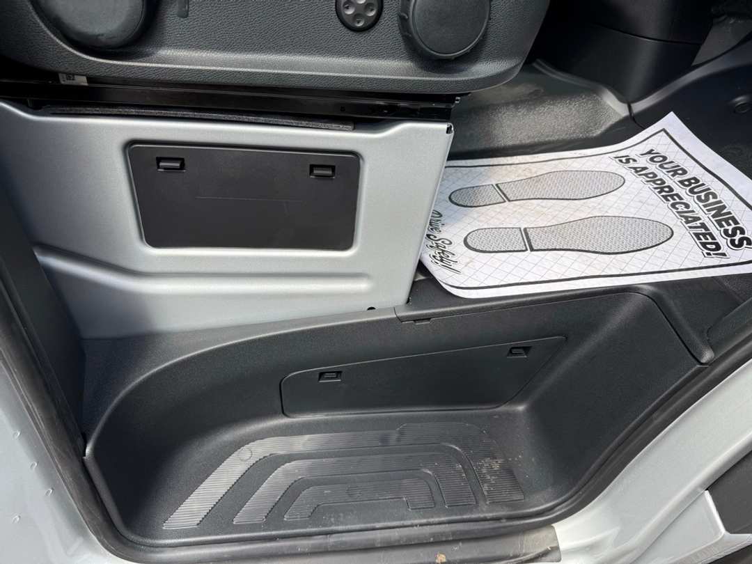 2024 Mercedes-Benz Sprinter 2500 Passenger 170 WB - Image 18