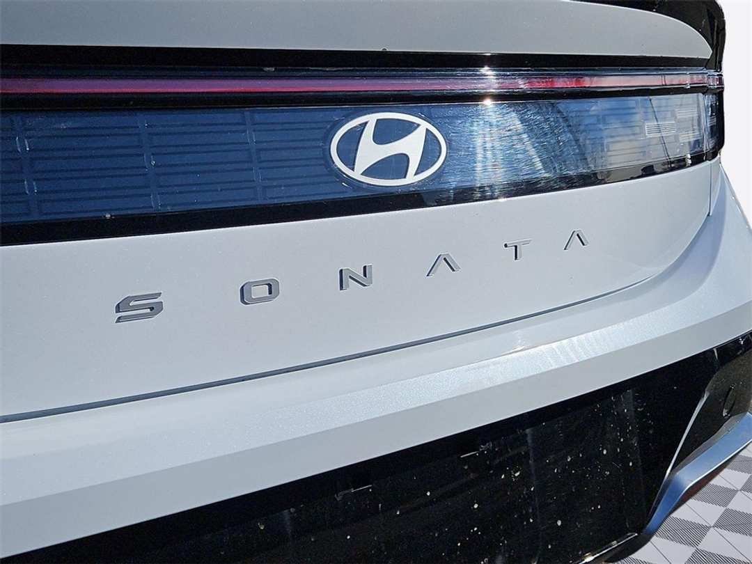2025 Hyundai Sonata SEL - Image 25